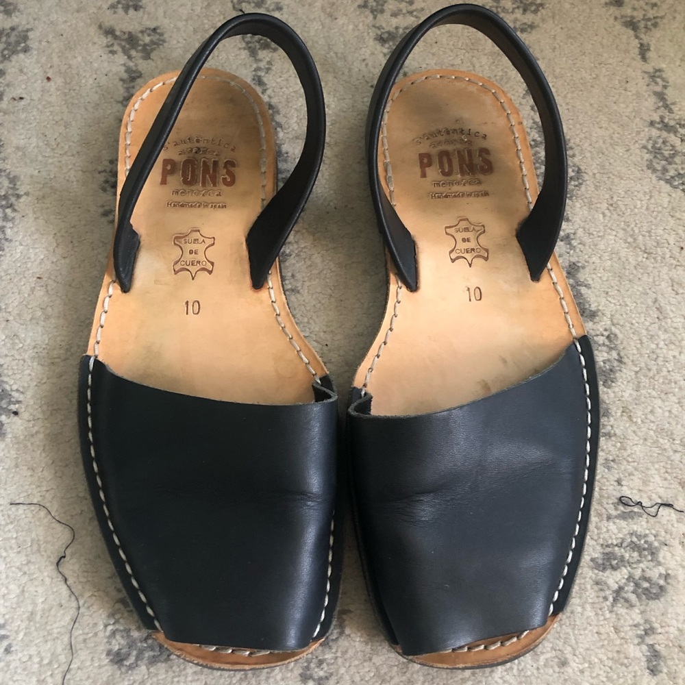 Black leather Pons Avarcas size 10